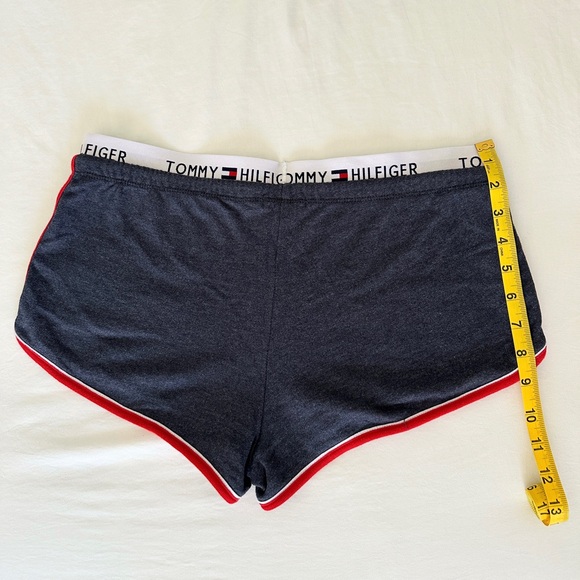Tommy Hilfiger UO Exclusive Retro Shorts - Navy - M - Picture 11 of 12